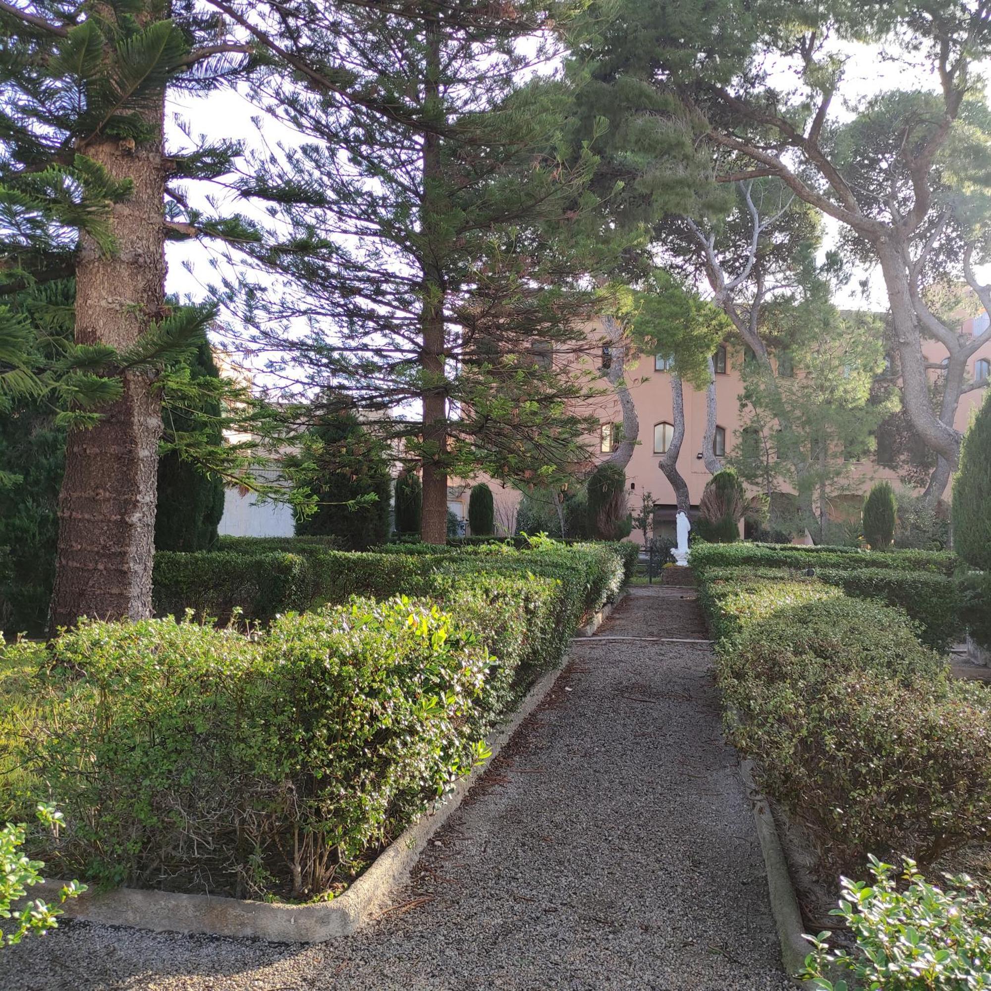 Albergue Rosa Molas Arrabal de Jesus エクステリア 写真